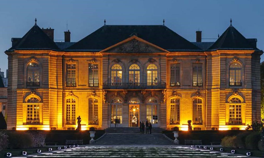 Illuminating the Hôtel Biron