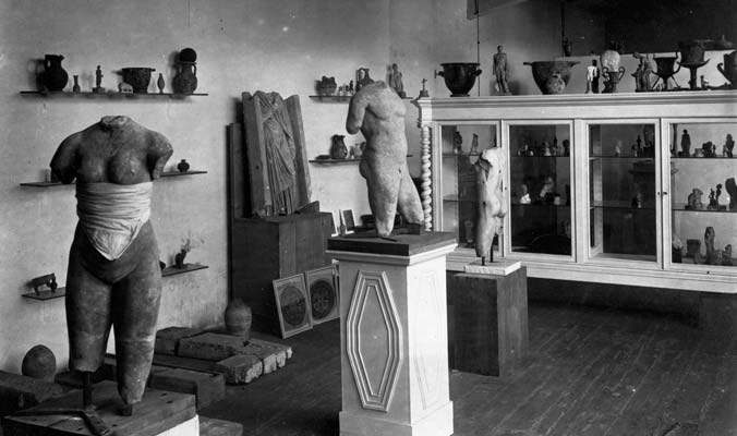 François Vizzavona, La collection d'antiques dans l'atelier Tweed à Meudon [Ph.6135]