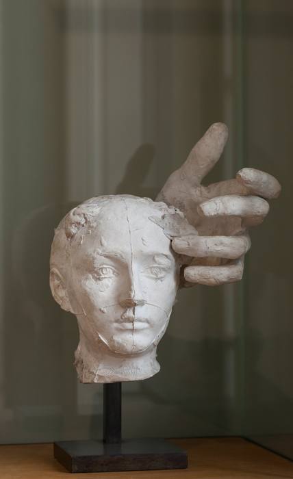 Masque de Camille Claudel et main de Pierre de Wissant