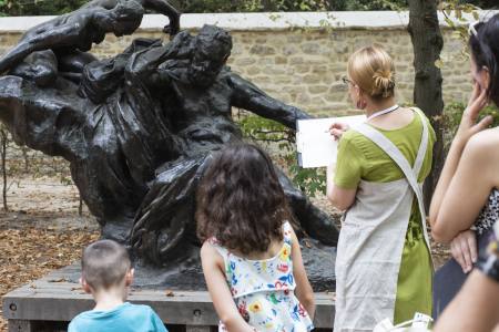 Visite en famille du jardin de sculptures