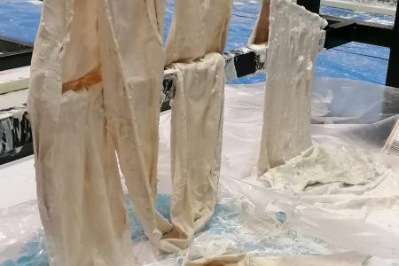 Expérimentations autour du tissu et du plâtre