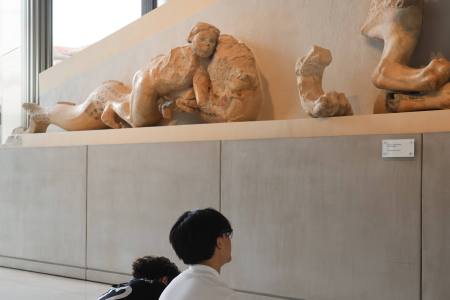 Voyage scolaire en Grèce et découverte du musée de l’Acropole d’Athènes