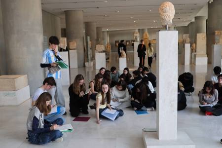 Voyage scolaire en Grèce et découverte du musée de l’Acropole d’Athènes